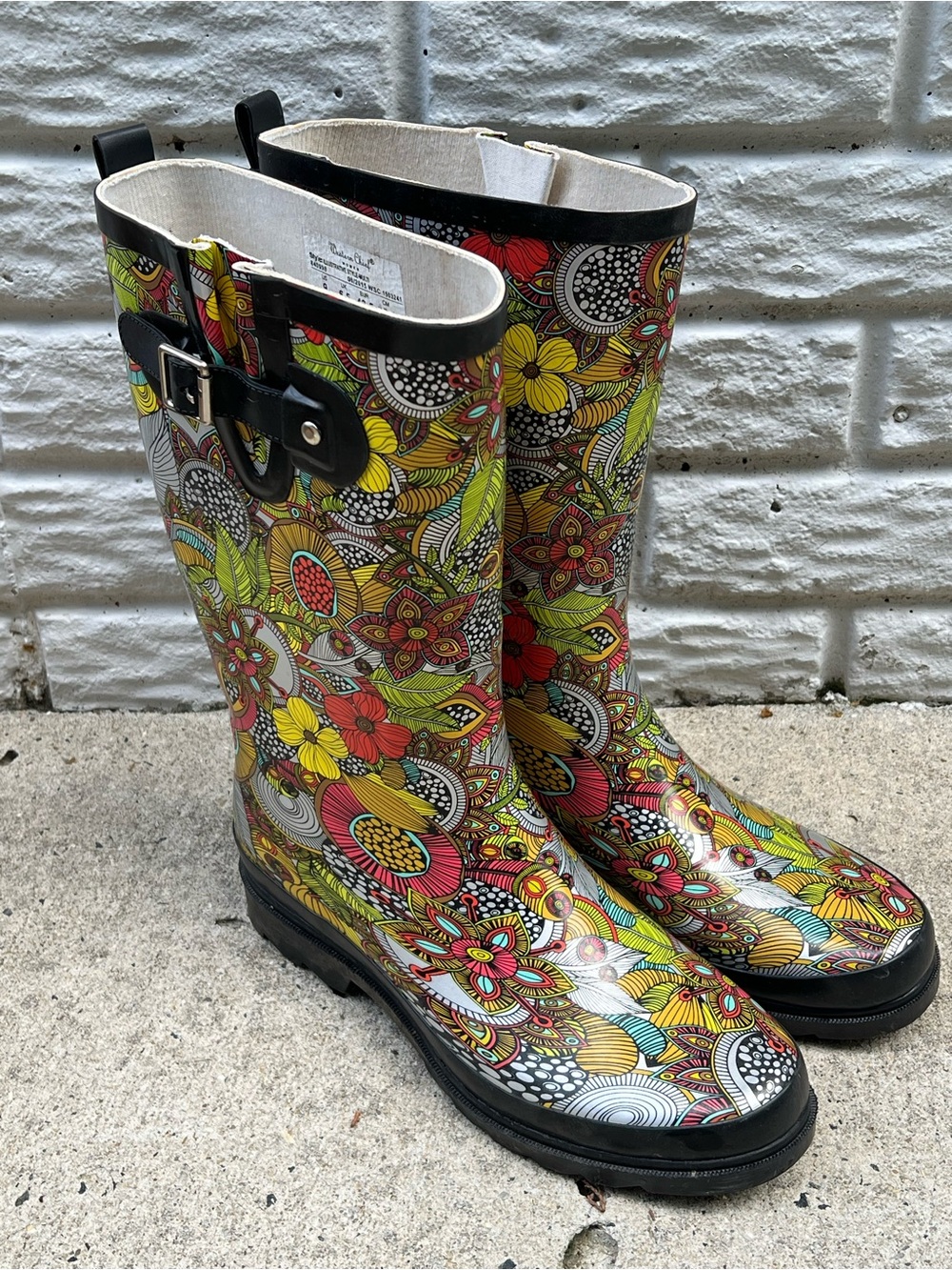 Western Chief | Women’s Floral Rain Boots in Black & Lime Green Multi Color Sz 9 - Picture 15 of 15